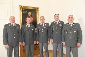 Die neuen Obersten an der Militärakademie! (v.l.n.r. Gerald Hoffmann, Andreas Sieberer, AkKdt Gerhard Herke, Georg Kunovjanek, Peter Watschinger)