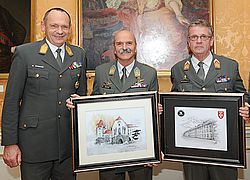 Obst Rosenblattl und Obst Gritsch wurden von Brigadier Pronhagl in Ehren verabschiedet.©gerhard seeger